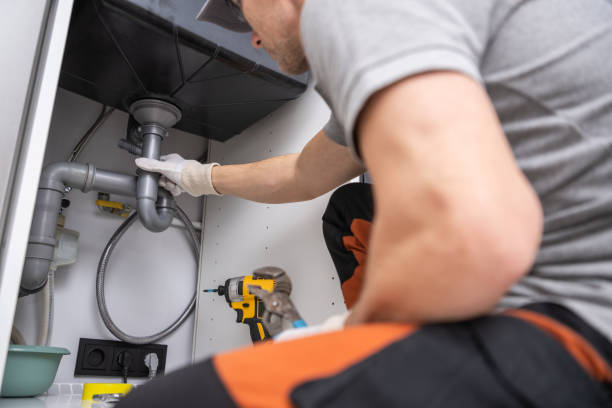 Best Commercial Plumbing Services  in Lakeside, OR